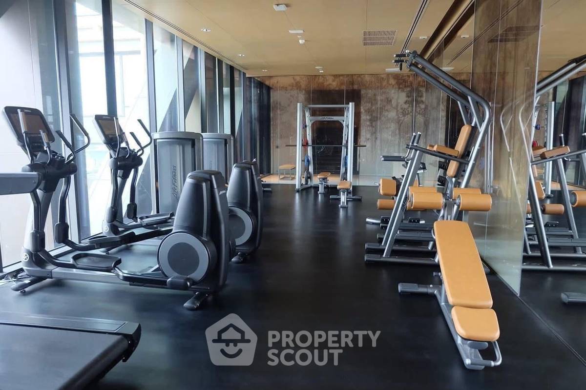 picture 2-BR Condo For Rent, Sindhorn Residence, 22nd Floor Near BTS Ratchadamri (ID 2831050) - 16/23