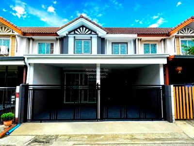 Townhouses for sale Pathumthani : For Sale Townhouse/Townhome  , Pruksa Ville 20 Lumlukka - Donmuang , Khu Khot , Lam Luk Ka , Pathum Thani , CX-168561 ✅ Live chat with us ADD LINE @connexproperty ✅