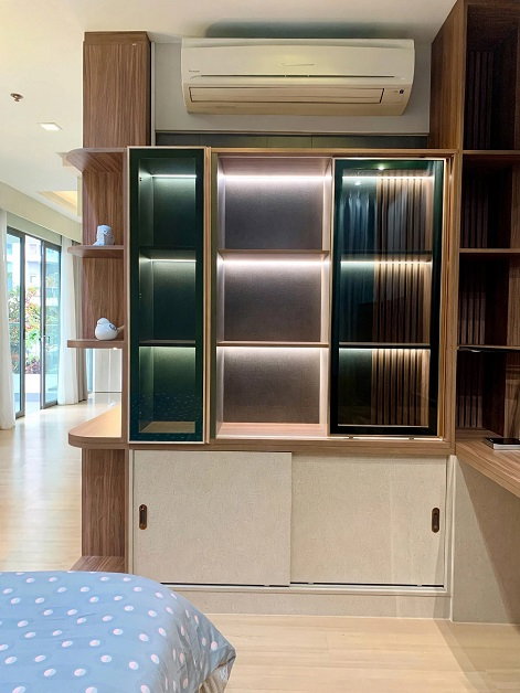 picture This is a **66 sqm, 2-bedroom / 2-bathroom unit at Rhythm Phahol-Ari**, located on the 22nd floor. - 2/7