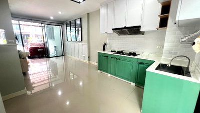 Townhouses for rent Min Buri : townhome rental @ramintra-minburi