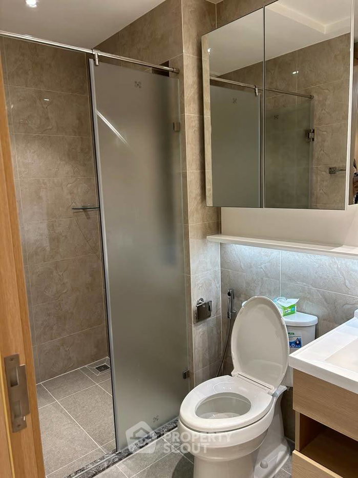picture 1-BR Condo At Regal Sathon-Naradhiwas In Sathon (ID 3185404) - 13/18