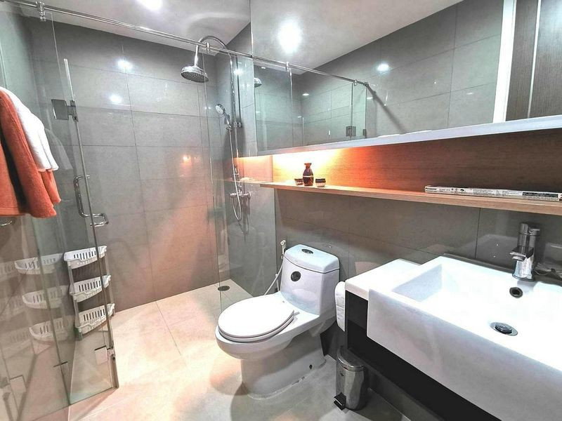รูป คอนโดให้เช่า :15 Sukhumvit Residences (( Asok อโศก)) MK-02 line @livingbkk - รูปที่ 6/7