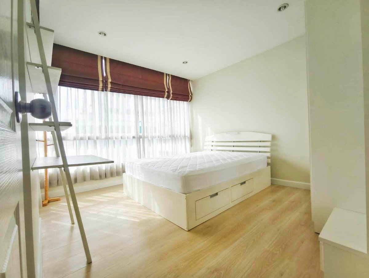 รูป 🟢ER26399 🟢ให้เช่า / For Rent Zenith Place @ Huay Kwang 💰 ราคา 12,000 บาท/เดือน - รูปที่ 1/8