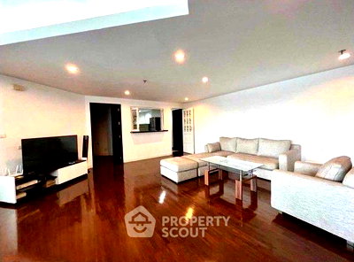 ขายคอนโด : 3 ห้องนอน 250 ตร.ม. Lakeshore West Condominium Nichada Thani (ID 2043960)