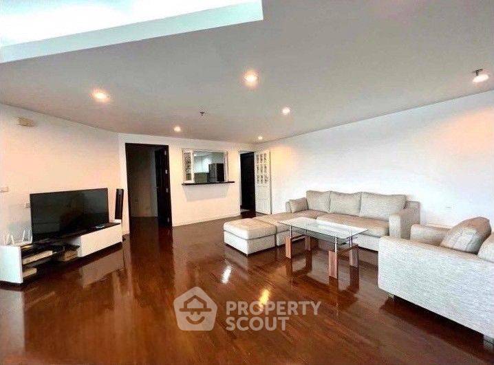 picture Spacious 3-BR 250 Sqm At Lakeshore West Condominium Nichada Thani (ID 2043960) - 1/9