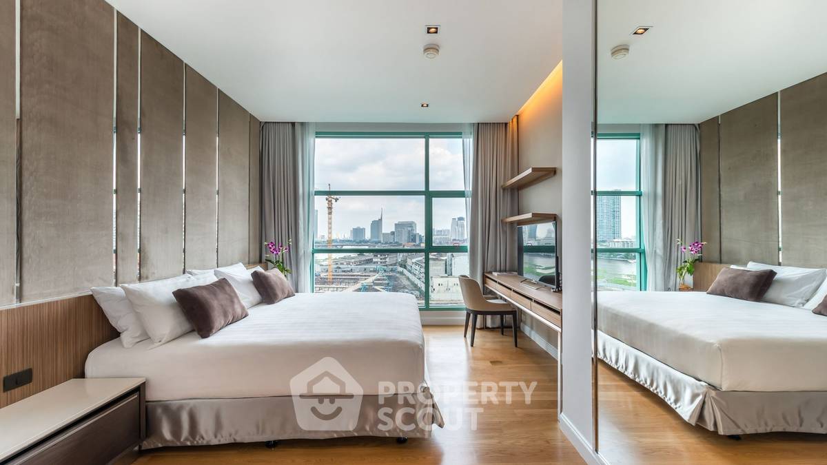 picture 250 Sqm 4-BR Chatrium Riverside Condominium Near BTS Saphan Taksin (ID 3184586) - 28/33