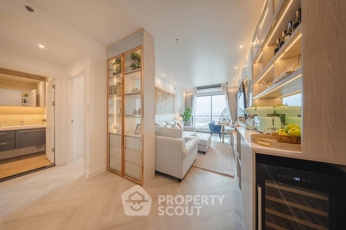picture 18th-Floor 2-BR Condo At Supalai Casa Riva Vista 2 (ID 3015814) - 8/25