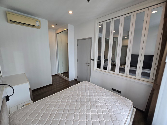 picture 🔔New🔔 For rent, newly room with swimming pool view facing southeast at Wyne by Sansiri - 7/18