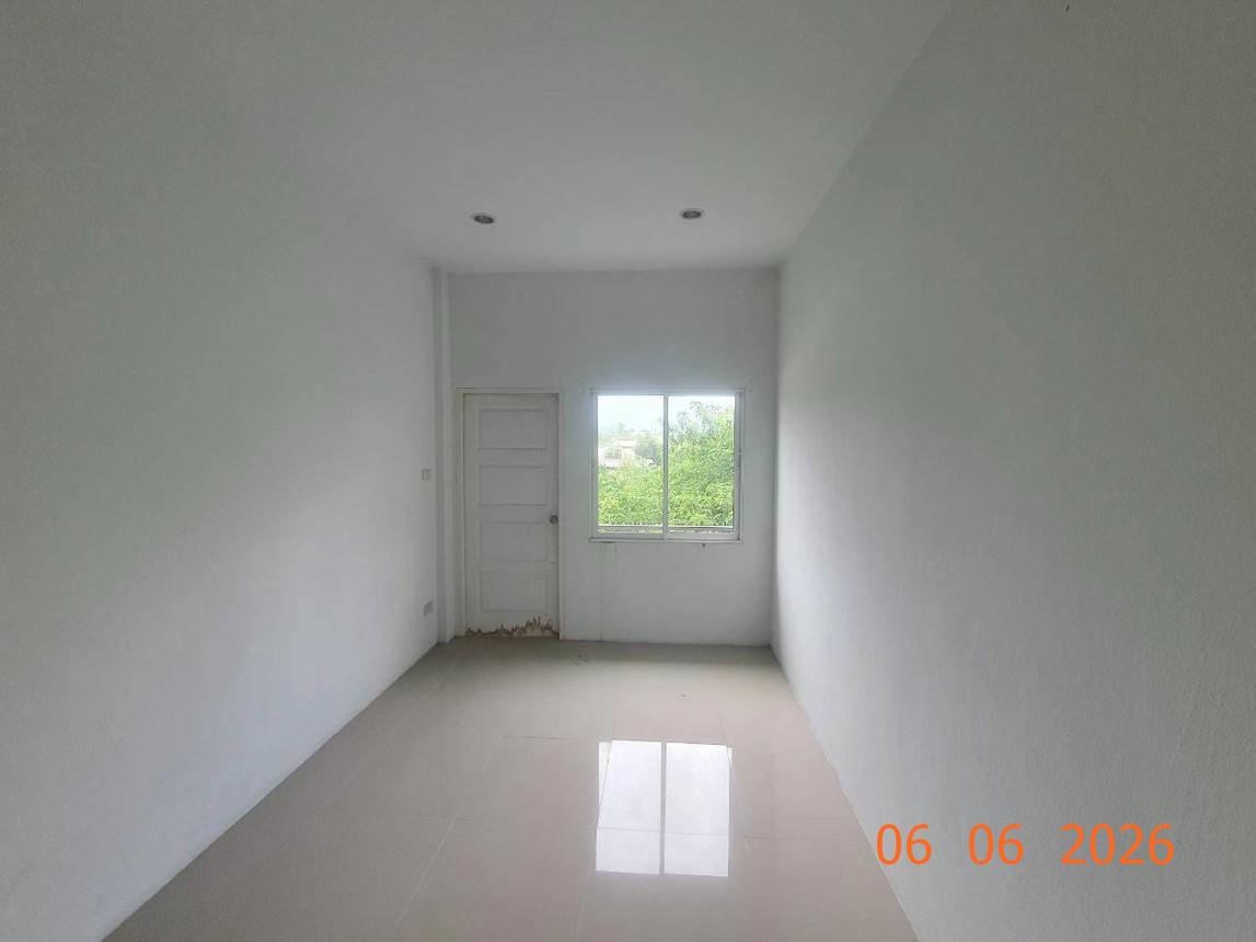 picture SHOP HOUSE 21.3 Sq.w. Saraphi Chiang Mai for 3M - 33/41
