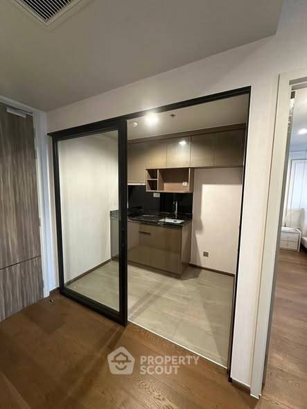 picture 18th-Floor 1-BR At Ideo Q Sukhumvit 36 Near BTS Thong Lor (ID 2578291) - 2/7