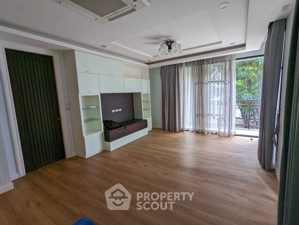 picture 200m To MRT Thailand Cultural Centre | 2-BR Amanta Ratchada (ID 1062484) - 5/11