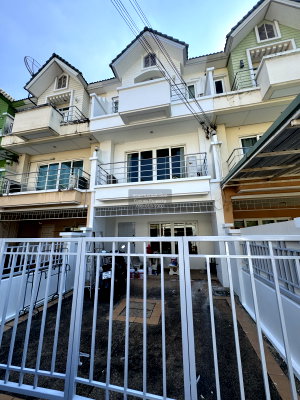Townhouses for sale Pak Kret Nonthaburi : For Sale Townhouse/Townhome  , Baan Sittharam Watthana , MRT-Pak Kret Bypass , Bang Phut , Pak Kret , Nonthaburi , CX-164278 ✅ Live chat with us ADD LINE @connexproperty ✅