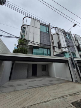 SAI130🔥 ที่ดินทำเลหายาก อารีย์–พระราม 6 เหมาะสำหรับคนที่อยากสร้างบ้านเอง