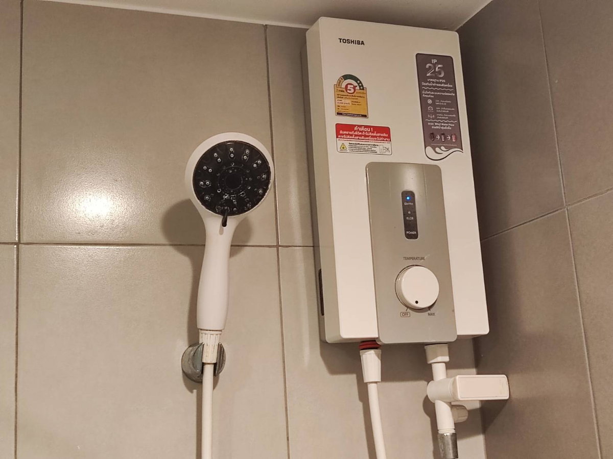 รูป ลดเหลือ 8,000 บาท เครื่องใช้ไฟฟ้าครบ Elio Del Ray (สตูดิโอ) 24 ตรม ตึก E ชั้น 2 สระว่ายน้ำอลังการ ใกล้ BTS อุดมสุข - รูปที่ 8/15