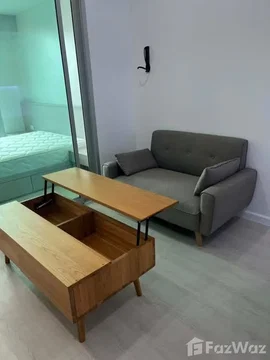 The line phaholyothin park 6672438