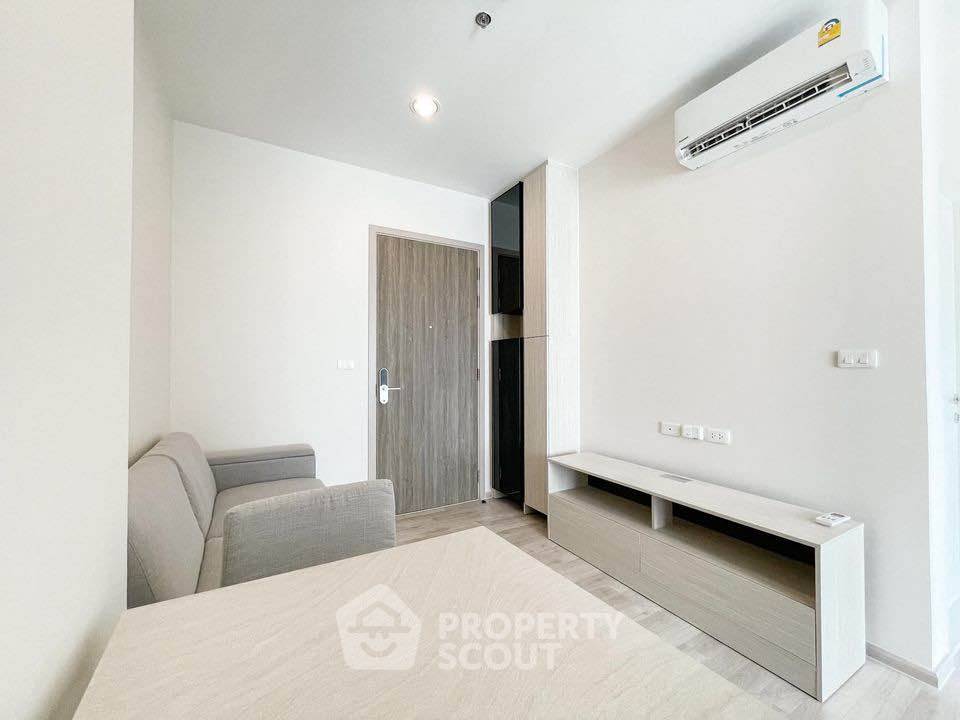 picture 33rd-Floor 1-BR Condo At Niche MONO Mega Space Bangna (ID 3184725) - 7/18