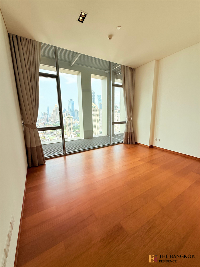 picture Luxury Condo Ready to Move-in at the Best Location The Sukhothai Residences - 10/10