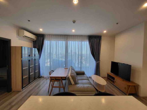 🏙️✨ FOR RENT: IDEO Mobi Sukhumvit 66  📩 Interested in this room? Screenshot or copy the link and send us via Line for more details & room viewing. 