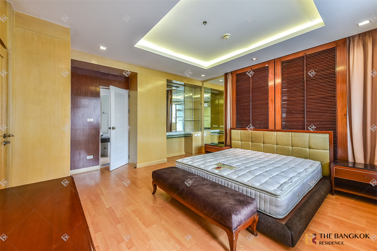picture Popular units sell out fast St.Louis Grand Terrace near BTS Saint Louis - 8/10