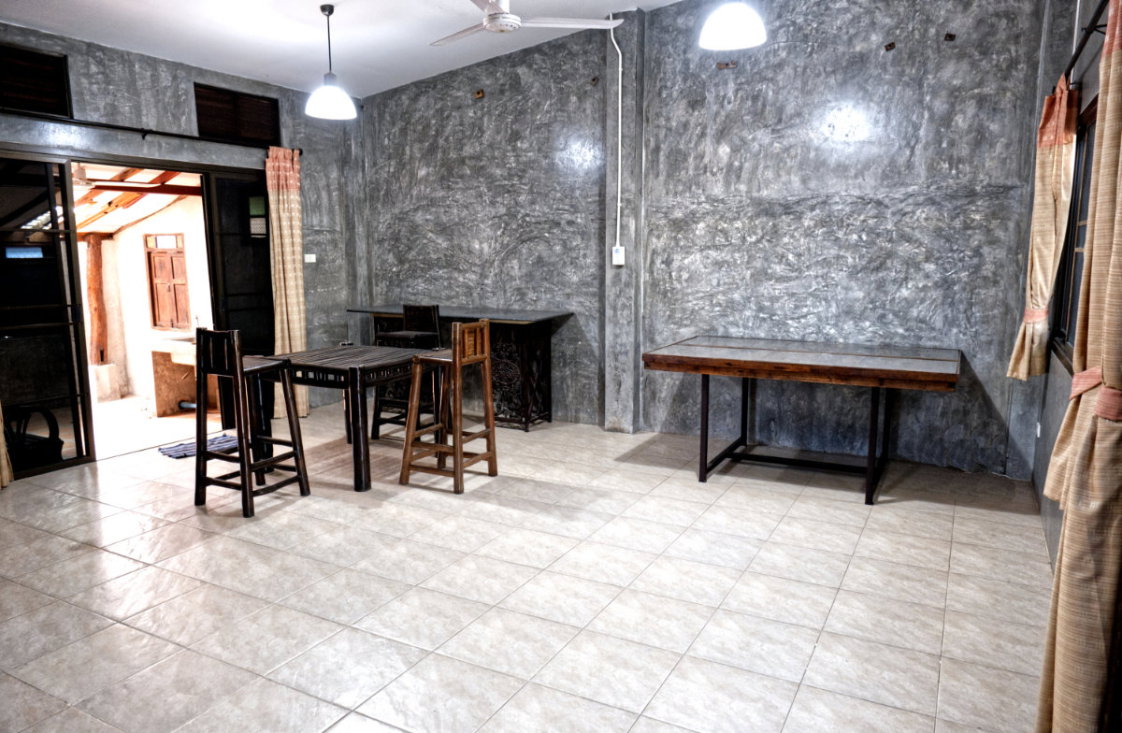 รูป บ้านพักสไตล์ไทยสมัยใหม่พร้อมร้านอาหารในสวนสวยร่มรื่น ในอำเภอน้ำแพร่ ตำบลหางดง จังหวัดเชียงใหม่ - รูปที่ 14/16