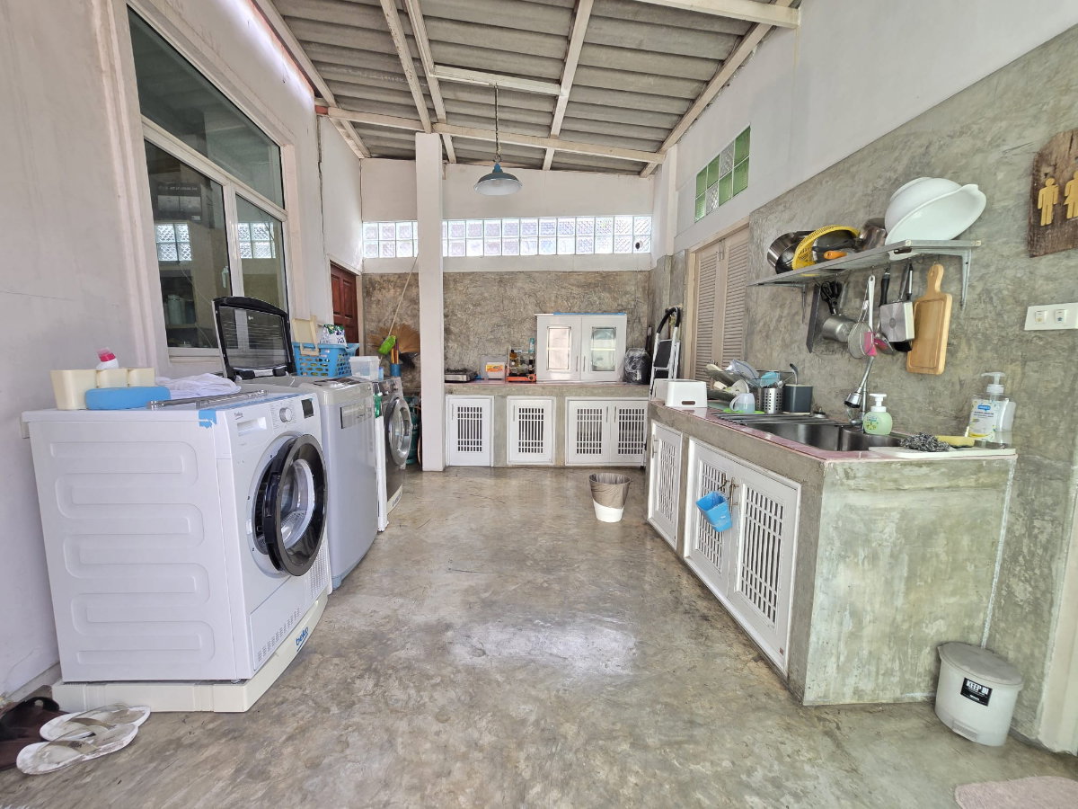 รูป ขายบ้านหลังมุม 4 ชั้น 5นอน 5น้ำ ทำเลดี หายาก หมู่บ้านรวิภา อุดมสุข 39/1 - รูปที่ 13/17