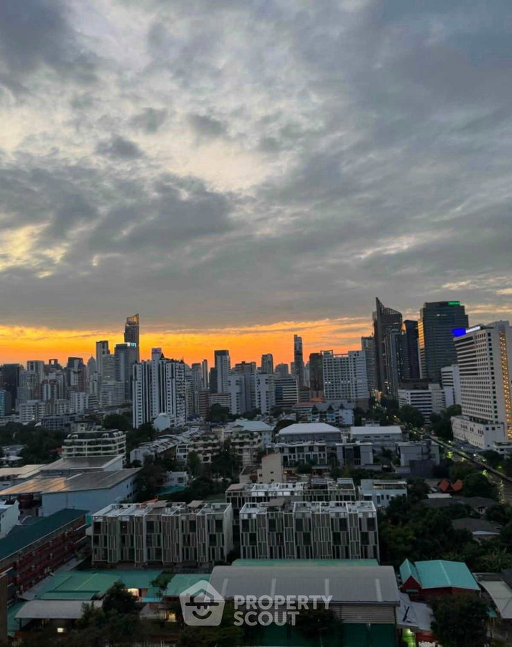 รูป คอนโด 1 ห้องนอน Supalai Oriental Sukhumvit 39 ใกล้ MRT เพชรบุรี (ID 3187026) - รูปที่ 12/18