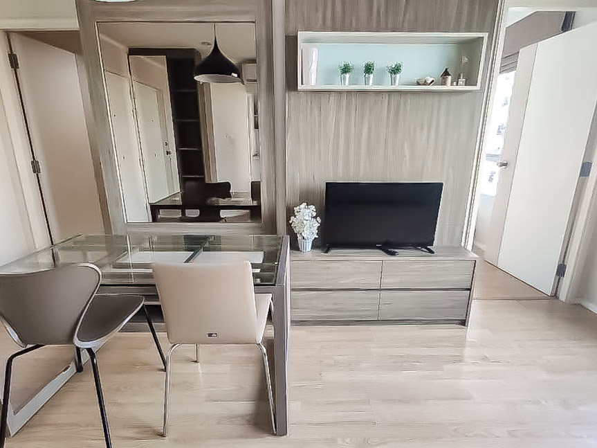รูป Sea View Condo for Sale Lumpini Ville Naklua Wongamat 2 Bed - รูปที่ 2/9