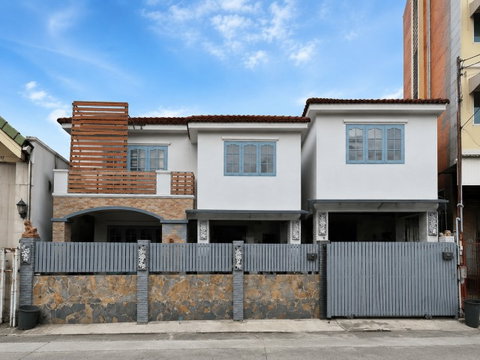 House with furniture Complete electrical appliances, near MRT Chok Chai 4, 450 m., 55 sq m., 350 sq m., MRT Sutthisan 4 km., Lat Phrao 60-66, 2-story