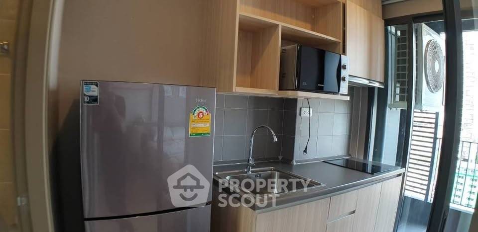 picture 1-BR Condo 30 Sqm At Ideo O2 With BTS Bang Na Access (ID 3184785) - 4/18