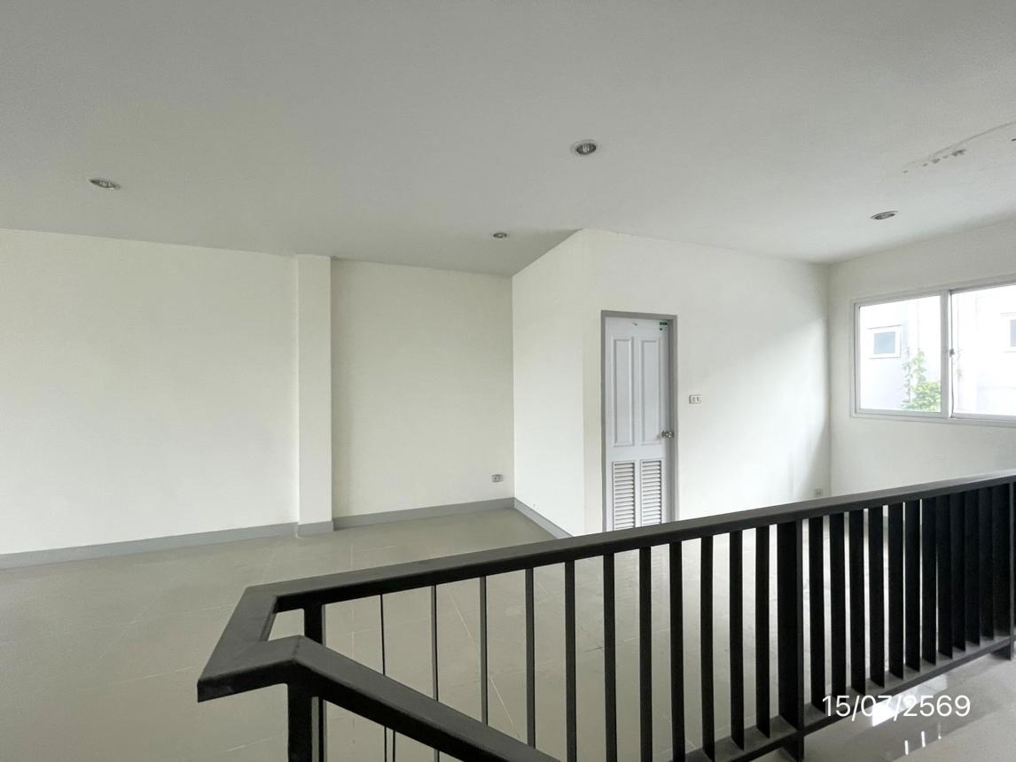 picture SHOP HOUSE 20.3 Sq.w. Si Racha Chonburi for 3.2M - 32/37