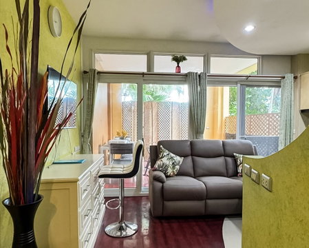 2 Bedroom Condo for Sale Jomtien Yacht Club Pattaya