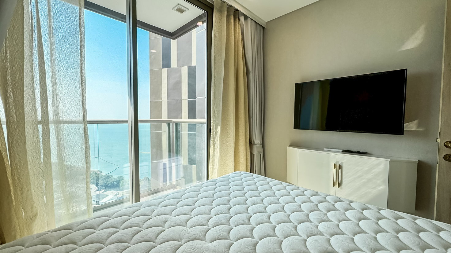 รูป 1 Bedroom Sea View Condo for Sale Copacabana Beach Jomtien - รูปที่ 10/14