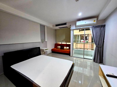 Condos for rent : Condo for rent, Inspire Place ABAC Rama 9, near ABAC, Ramkhamhaeng University, Rajamangala Stadium.
