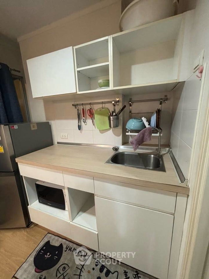 รูป ใกล้ ARL Hua Mak 300 ม. | 1 ห้องนอน Lumpini Place Srinakarin-Huamak (ID 3188162) - รูปที่ 8/13