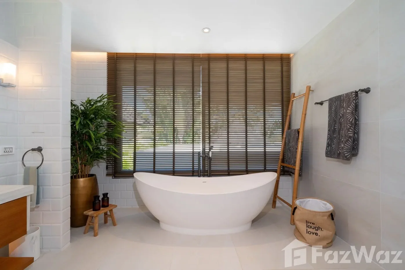 picture Luxury 4-Bedroom Pool Villa near Layan Beach, Phuket 6671243 - 6/132