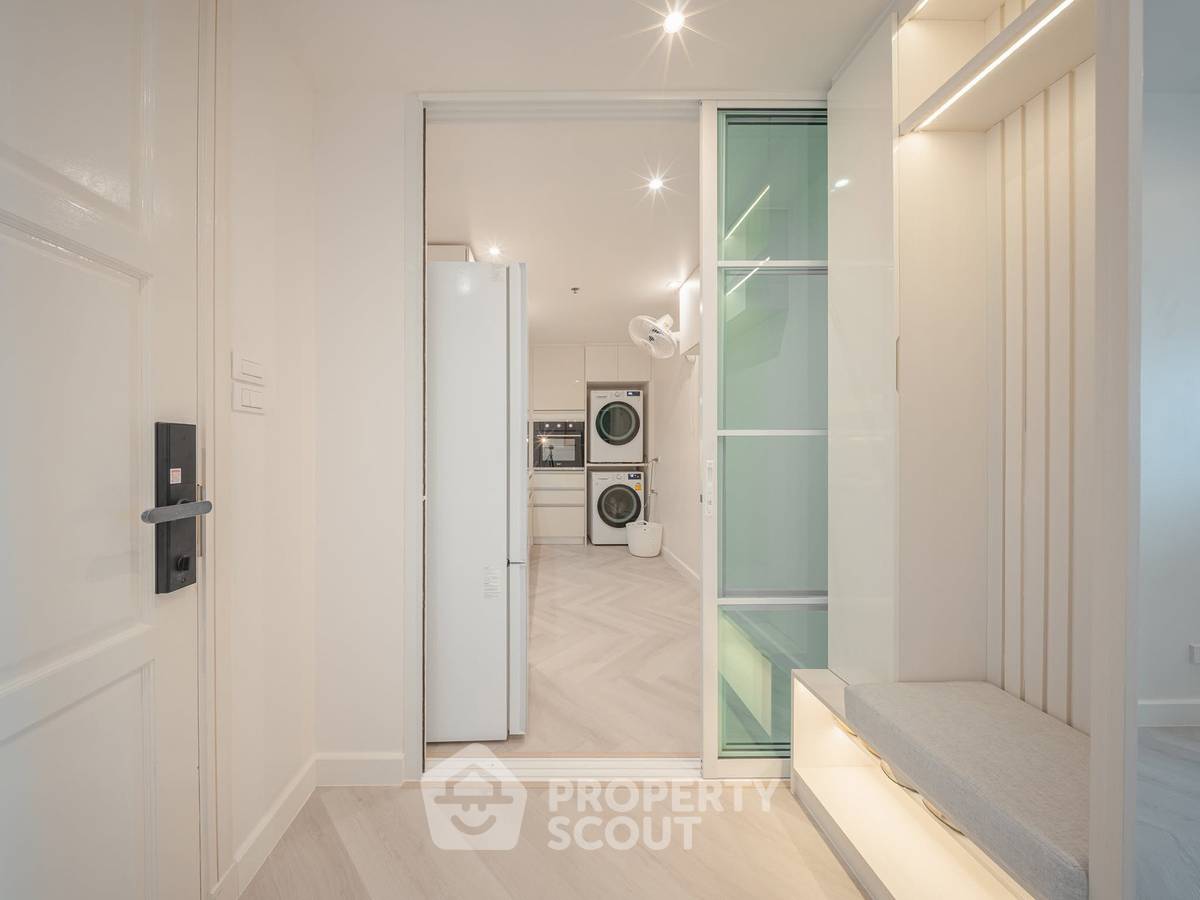 picture 18th-Floor 2-BR Condo At Supalai Casa Riva Vista 2 (ID 3015814) - 23/25