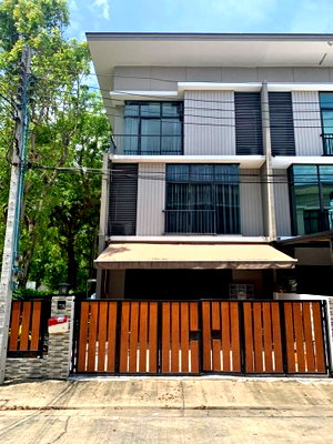 เช่าทาวน์โฮม ถนนลำลูกกา : R3090  ให้เช่าทาวน์โฮม 3 ชั้น หลังมุม หมู่บ้านพฤกษาวิลล์ 64 สายไหม (ว่างค่ะ) ใกล้ BTS สถานีคูคต