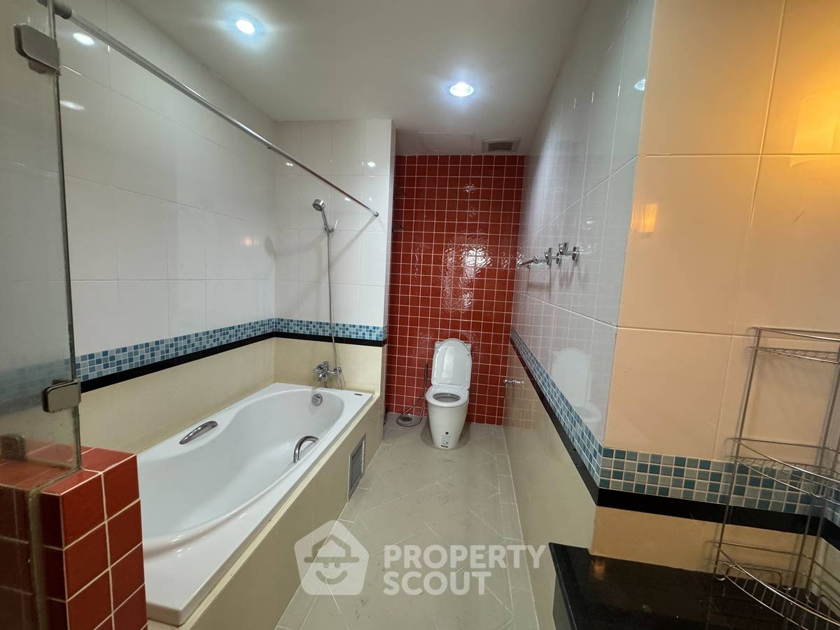 picture 200m To BTS Asoke: 2-BR Citi Smart Sukhumvit 18 (ID 629413) - 18/21