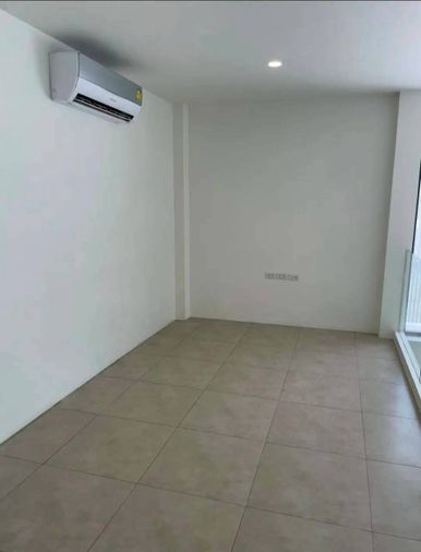 ให้เช่าโฮมออฟฟิศ 3 ห้องนอน 270 ตร.ม. 41.4 ตร.ว. อาคิน วิภาวดี