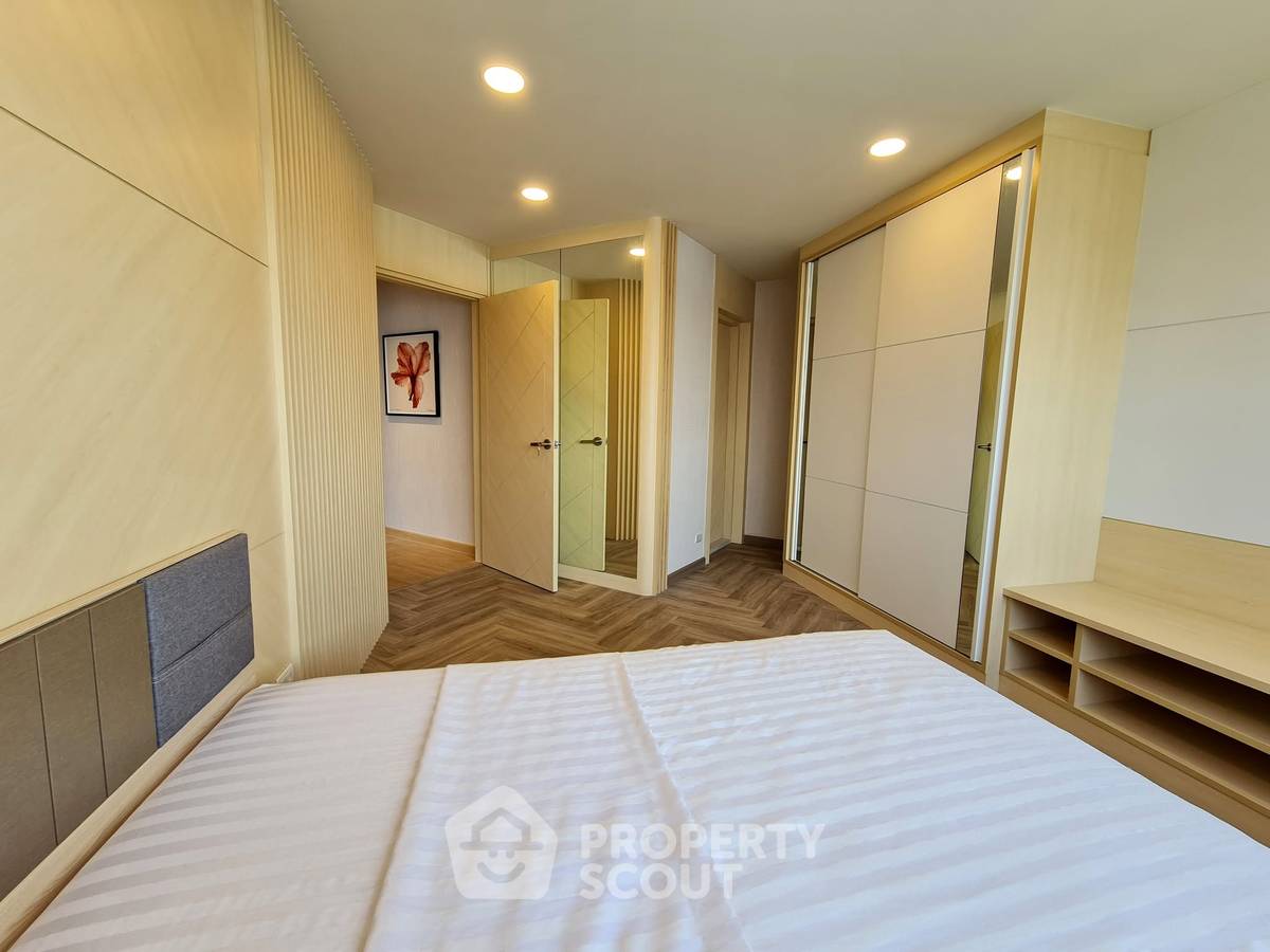 picture Spacious 3-BR 190 Sqm Salintara Condominium In Bang Khlo (ID 3111772) - 6/14