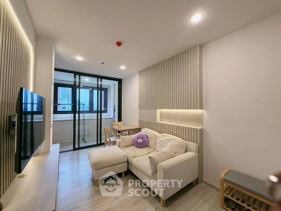 picture 100m To MRT Huai Khwang | 1-BR At XT Huaikhwang (ID 3188206) - 2/16