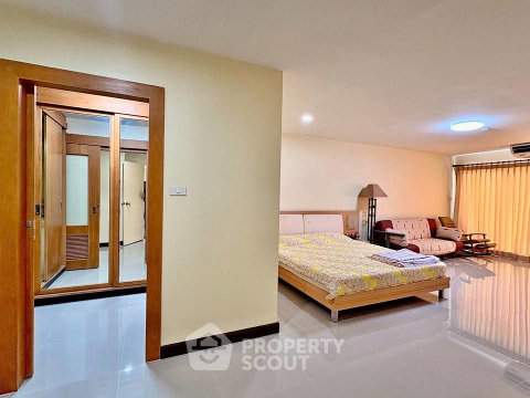 คอนโด 2 ห้องนอน ชั้น 28 ขนาด 134 ตร.ม. Sarin Place Condominium ใกล้ BTS รัชโยธิน (ID 3185093)