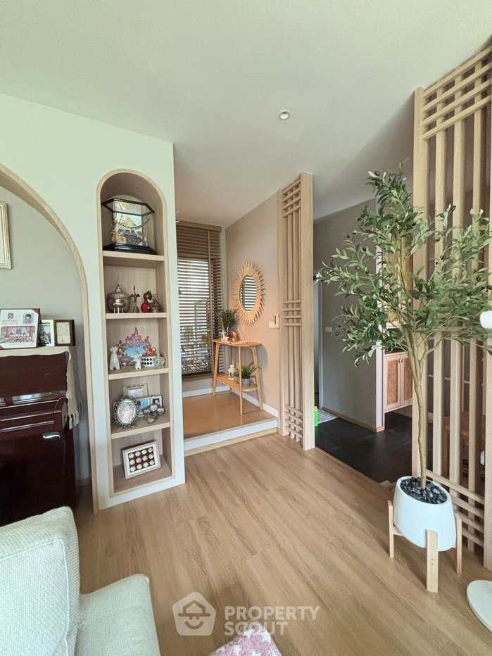 picture 5-BR 290 Sqm House At Pimnara Srinakarin - Bangna (ID 2217405) - 11/27