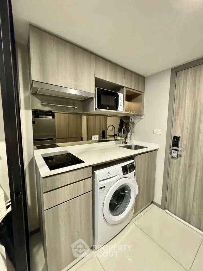 picture 20th-Floor 1-BR Knightsbridge Kaset - Society, 100m To BTS Sena Nikhom (ID 3185021) - 8/10