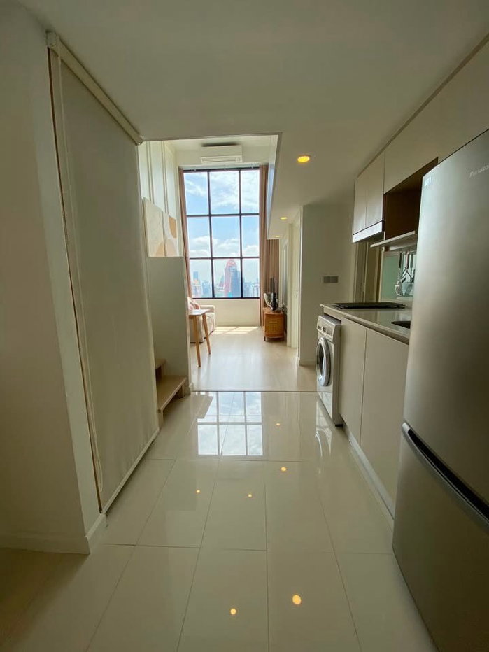 picture Knightsbridge Prime                    Sathorn - 4/17