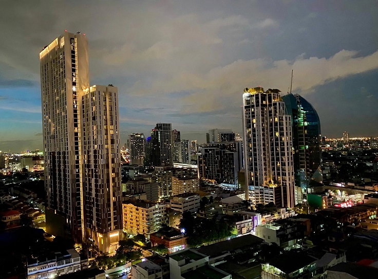 picture This is a **66 sqm, 2-bedroom / 2-bathroom unit at Rhythm Phahol-Ari**, located on the 22nd floor. - 3/7