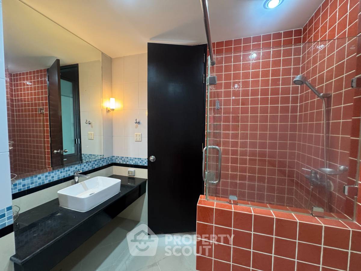 picture 200m To BTS Asoke: 2-BR Citi Smart Sukhumvit 18 (ID 629413) - 17/21