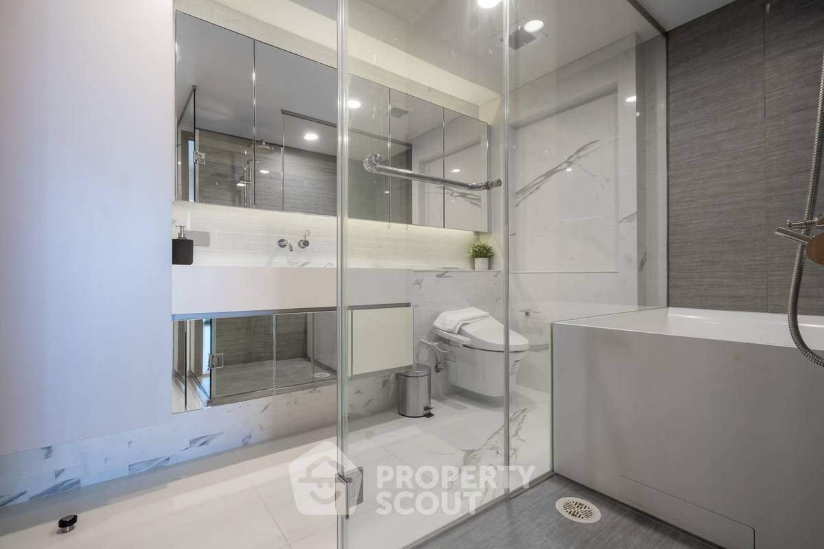 รูป คอนโด 2 ห้องนอน Siamese Exclusive Sukhumvit 31 ใกล้ MRT สุขุมวิท (ID 819443) - รูปที่ 5/6