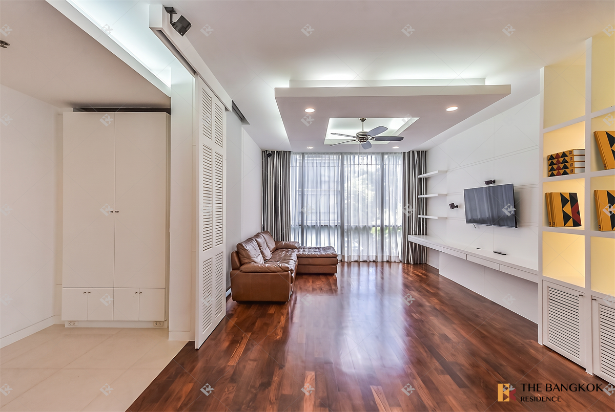 picture Start your comfort here Domus 16,18 near BTS Asok - 7/10