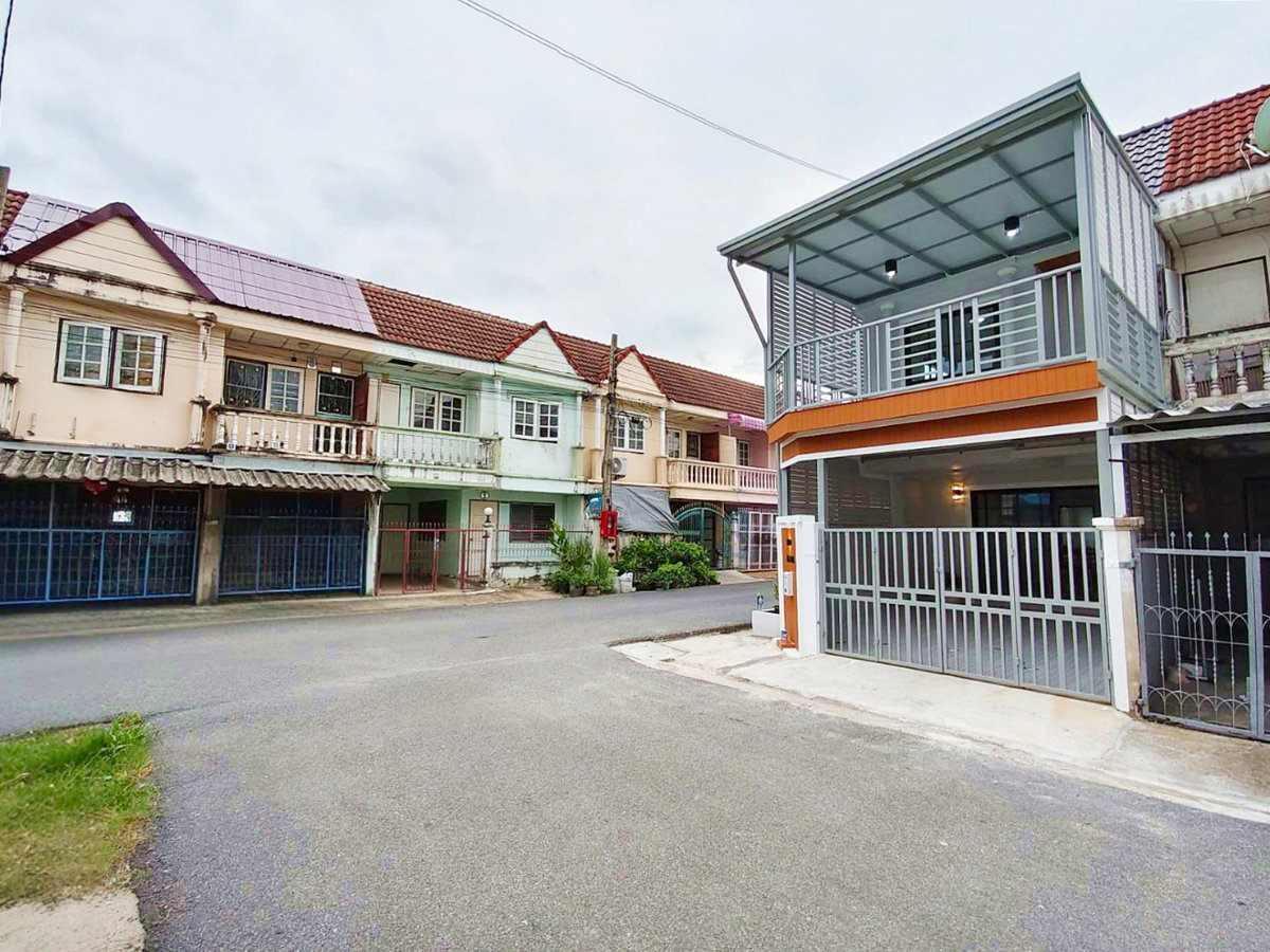 รูป บ้านสวย  หลังมุม มีระเบียงหน้าบ้าน #หมู่บ้าน ป.ผาสุข นิเวศน์ บางบัวทอง ใกล้เซ็นทรัล เวสเกต - รูปที่ 3/23